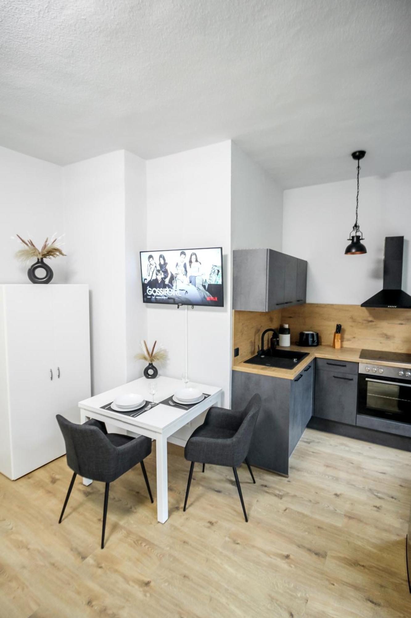 Ferienwohnung Lorenz Mit Kostenlosem Parkplatz Netflix Boxspringbett Kueche Magdeburg Zewnętrze zdjęcie